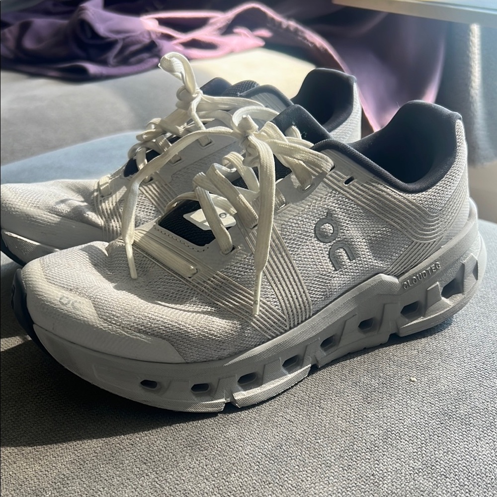 ON Women's White Athletic Shoes